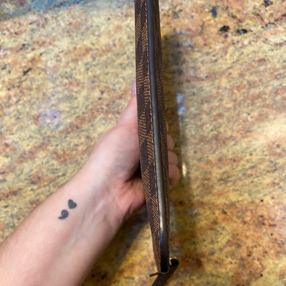 ✨SOLD✨Louis Vuitton DE Neverfull MM pouch - Picture 6 of 16